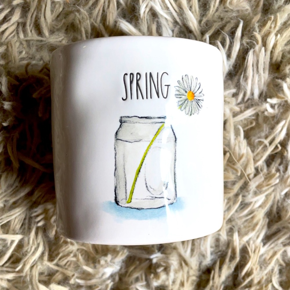 Rae Dunn candle